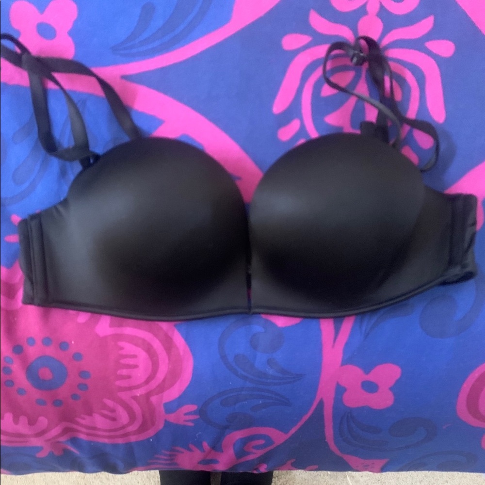 VICTORIA SECRET BRA